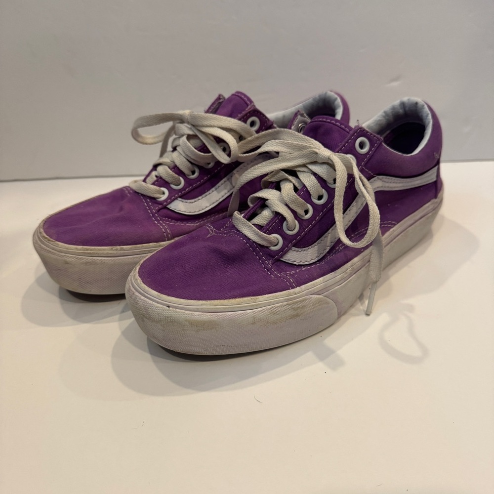 Vans Old Skool Sneakers in Dewberry Purple Suede Canvas Unisex